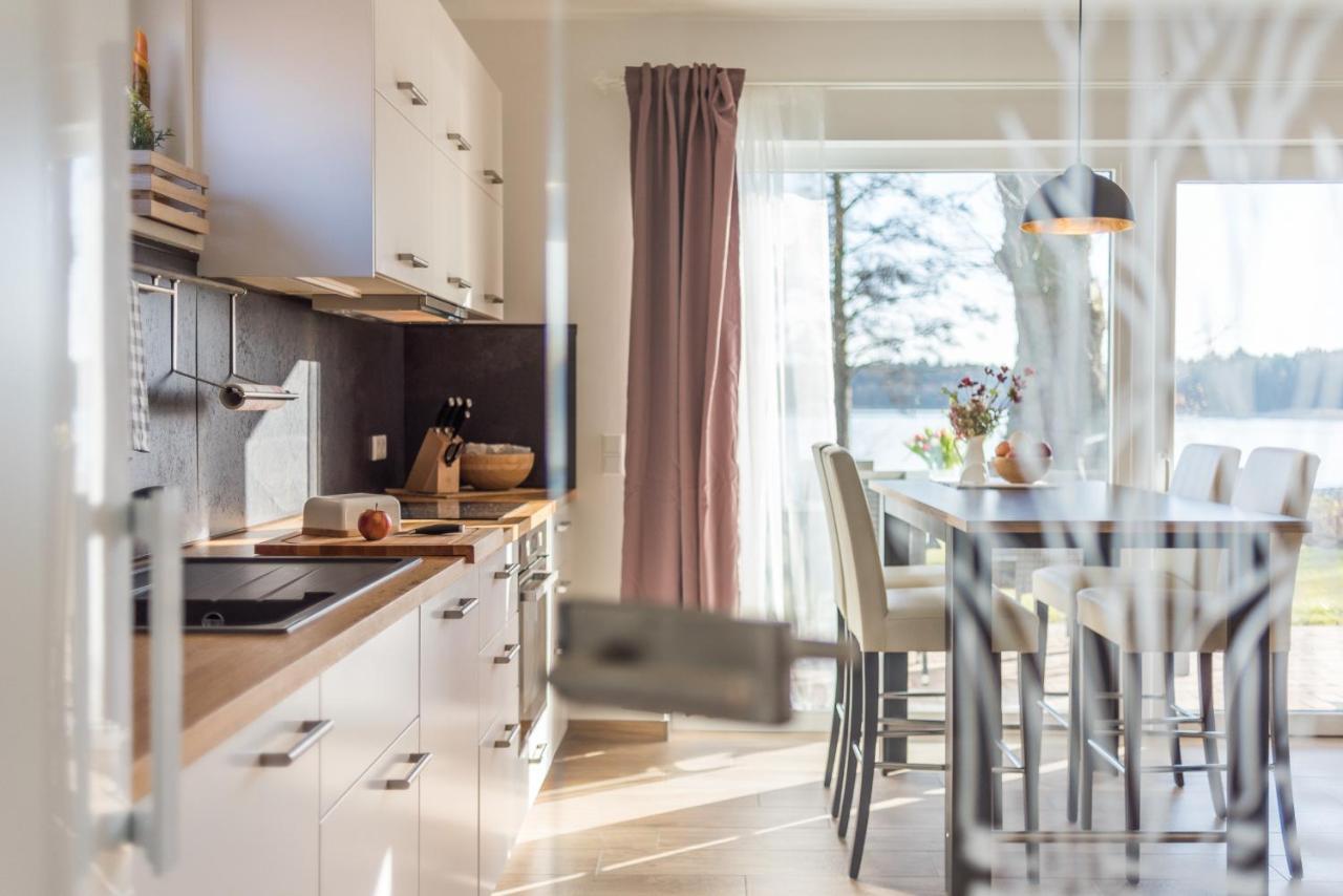 5 Sterne Ferienhaus Direkt Am See Mit Sauna-Kamin-Garten คราโคอัมเซ ภายนอก รูปภาพ