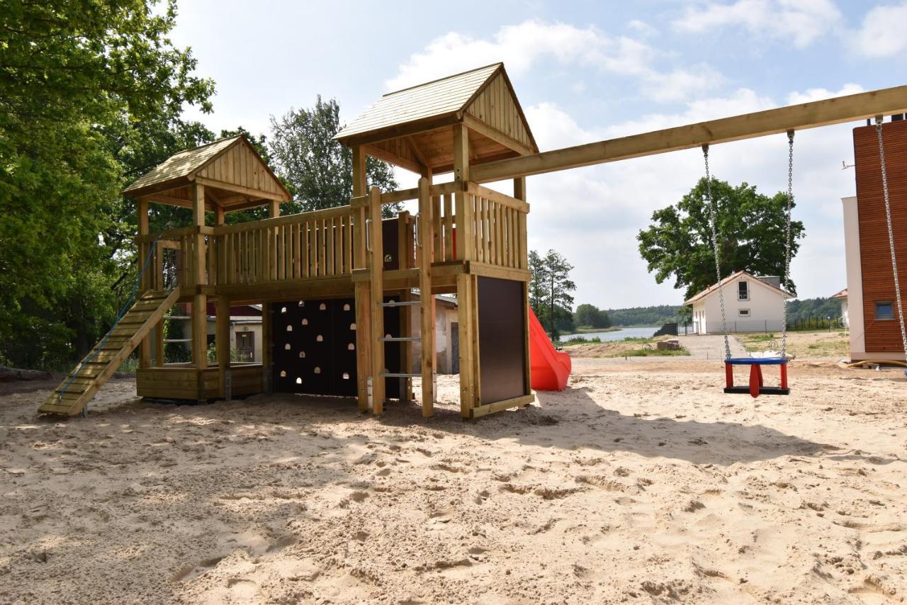 5 Sterne Ferienhaus Direkt Am See Mit Sauna-Kamin-Garten คราโคอัมเซ ภายนอก รูปภาพ