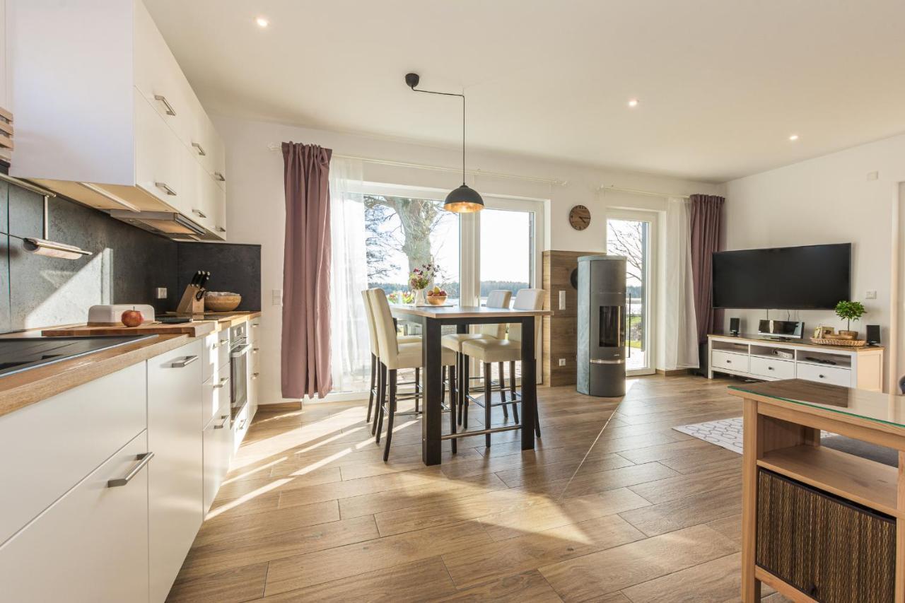 5 Sterne Ferienhaus Direkt Am See Mit Sauna-Kamin-Garten คราโคอัมเซ ภายนอก รูปภาพ